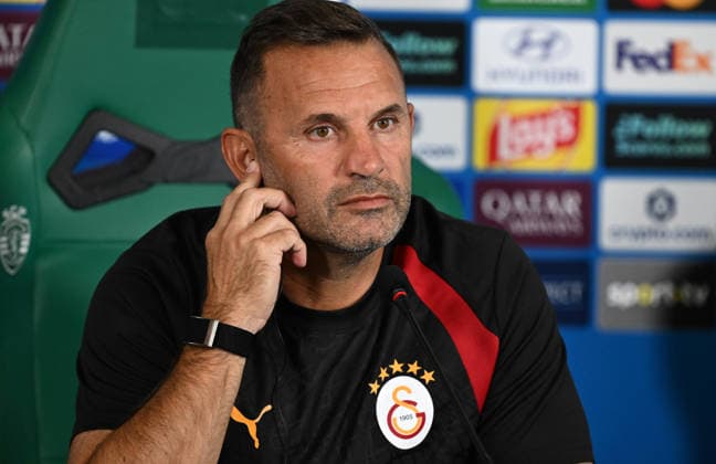 Ahead of Sporting CP - Galatasaray UEFA Champions League LISBON, PORTUGAL - SEPTEMBER 8: Galatasaray head coach Okan Buruk and player Rafael Leao (not seen) answer questions during a press conference, PK, Pressekonferenz at Jose Alvalade Stadium ahead of the UEFA Champions League opening-week match between Sporting and Galatasaray in Lisbon, Portugal, on September 8, 2026. Burak Akbulut Anadolu Lisbon Portugal. Editorial use only. Please get in touch for any other usage.  Copyright: x2026xAnadoluxBurakxAkbulutx