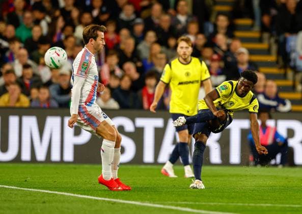 Amario Cozier-Duberry of Middlesbrough curls a shot on goal as Ben Chilwell of Crysatal Palace closes in Crystal Palace v Middlesbrough, EFL Carabao Cup, Third Round, Football, Selhurst Park, London, UK - 08 Sep 2026London Selhurst Park United Kingdom EDITORIAL USE ONLY No use with unauthorised audio, video, data, fixture lists, club league logos or live services. Online in-match use limited to 120 images, no video emulation. No use in betting, games or single club league player publications. Copyright: xMattxImpey Shutterstockx 17140170ak