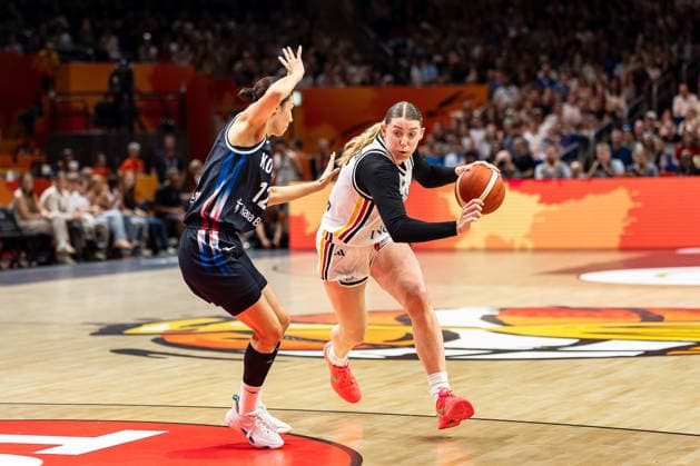 Luisa Geiselsoder (Deutschland, 15) im Dribbling, Haeran Lee (Korea, 12), GER, Deutschland vs. Korea, Basketball, FIBA Women s World Cup 2026, Qualifikation fuers Viertelfinale, 08.09.2026 GER, Deutschland vs. Korea, Basketball, FIBA Women s World Cup 2026, Qualifikation fuers Viertelfinale, 08.09.2026 Berlin Copyright: xEibner-Pressefoto MaxxVincenx EP_MVN