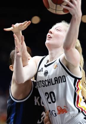 Korea s Leeseul Kang and Germany s Frieda Bühner fight for the ball during a basketball game between Germany and South Korea, game 3 of the group phase at the FIBA Women s Basketball World Cup, on Tuesday 8 September 2026, in Berlin, Germany. The FIBA Women s Basketball World Cup takes place in Berlin from 4 to 23 September 2026. VIRGINIExLEFOUR  x185687142x