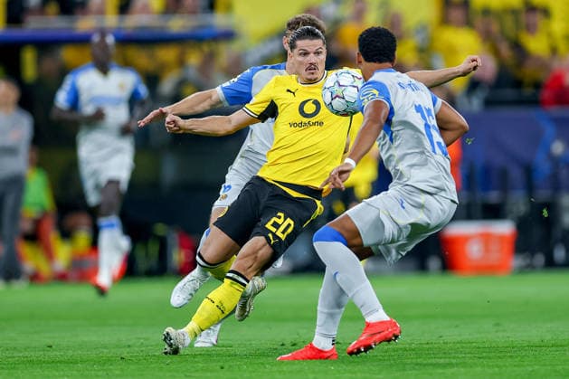 08.09.2026, Fußball, UEFA Championsleague, Borussia Dortmund - FC Villarreal, 1. Spieltag Champions League, Signal Iduna Park, Saison 2026 27: Marcel Sabitzer (BVB 20) im Zweikampf gegen Santiago Mourino (Villarreal CF 15) DFB regulations prohibit any use of photographs as image sequences and or quasi-video. Nordrhein-Westfalen Deutschland