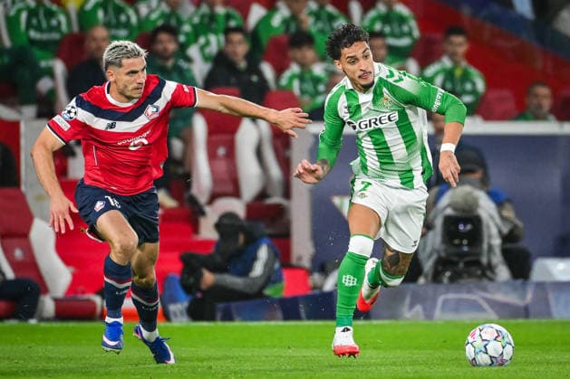 September 8, 2026, Villeneuve-D ascq, France, France: Romain PERRAUD of Lille and Antony MATHEUS DOS SANTOS of Real Betis Balompie during the UEFA Champions League, League Phase MD1 match between Lille OSC (LOSC) and Real Betis Balompie at Pierre Mauroy Stadium on October 23, 2025 in Villeneuve-d Ascq near Lille, France. Lille OSC V Real Betis Balompie - UEFA Champions League  - ZUMAm308 20260908_zsp_m308_001 Copyright: xMatthieuxMirvillex