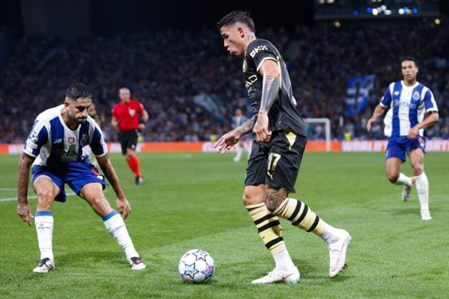 Enzo Fernandez of Manchester City in action. Porto v Manchester City, UEFA Champions League, League Stage, Football, Estadio do Dragao, Porto, Portugal - 08 Sep 2026Porto Estadio do Dragao Portugal  Copyright: xMiguelxLemos Shutterstockx 17140155bj