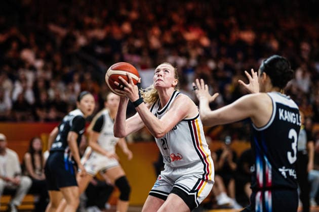 FIBA Women™s Basketball World Cup 2026: Deutschland vs. Südkorea, 08.09.2026 Marie Gülich (Deutschland, 21) am Ball; Basketball, FIBA Women™s Basketball World Cup 2026, Final Phase, Qualifikation fürs Viertelfinale: Deutschland vs. Südkorea am 08.09.2026 in der Uber Arena, Berlin Copyright: xBEAUTIFULxSPORTS Tonhäuserx