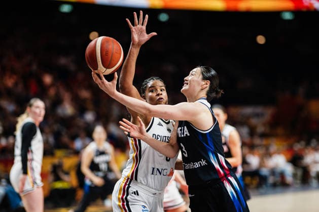 FIBA Women™s Basketball World Cup 2026: Deutschland vs. Südkorea, 08.09.2026 Nyara Sabally (Deutschland, 8) gegen Leeseul Kang (Korea, 3); Basketball, FIBA Women™s Basketball World Cup 2026, Final Phase, Qualifikation fürs Viertelfinale: Deutschland vs. Südkorea am 08.09.2026 in der Uber Arena, Berlin Copyright: xBEAUTIFULxSPORTS Tonhäuserx
