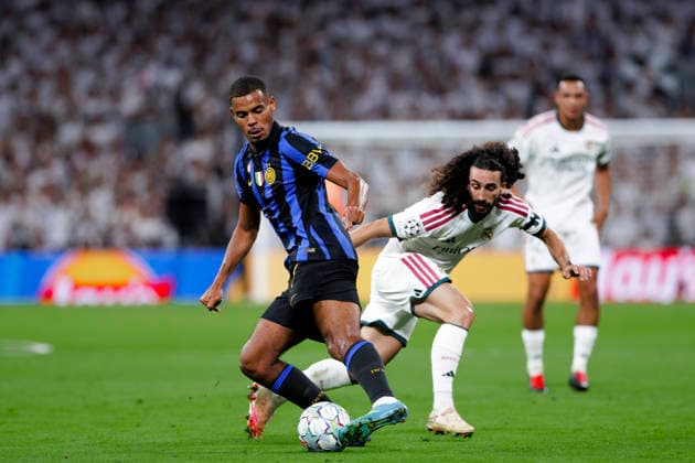 UEFA champions league - Real Madrid vs FC Internazionale Milano MADRID, SPAIN - September 8:Marc Cucurella of Real Madrid and Andy Diouf of FC Internazionale Milano in action during the UEFA champions league 2026 27 match between Real Madrid and FC Internazionale Milano at Santiago Bernabeu Stadium. (Photo by Guille Martinez f22photo) Madrid Santiago Bernabeu Stadium Spain Copyright: xGuillermoxMartinezx