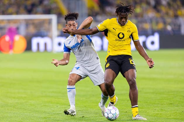 Dortmund, Deutschland 08. September 2026: UEFA Champions League - 2026 2027 - Ligaphase - Sp. 1 - Borussia Dortmund gegen FC Villarreal Im Bild: v. li. im Zweikampf Nathan Saliba (VIL) und Joane Gadou (BVB) Signal Iduna Park Nordrhein Westfalen Copyright: xFotostandx xZeisingx