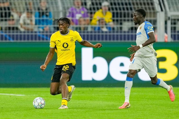 Joane Gadou (Borussia Dortmund) controls the ball during the UEFA Champions League 2026 2027 match between Borussia Dortmund and Villarreal at BVB Stadion Dortmund on September 8, 2026 in Dortmund, Germany. (Photo by Alex Gottschalk DeFodi Images) -