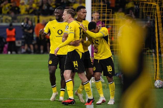 Torjubel zum 1:0 durch Eigentor Renato Veiga 12 (Villarreal), Borussia Dortmund vs. FC Villarreal, Fussball, Champions League, Gruppenphase, Matchday 1, 08.09.2026 Dortmund Nordrhein-Westfalen Deutschland