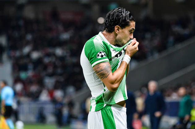 FOOTBALL : Lille OSC vs Real Betis Balompie - Ligue des Champions - Phase de Ligue - JournÃ e 1 - 08 09 2026 Joie des joueurs du Real Betis BalompiÃ apres le 2e but de Marc Bartra (Real Betis BalompiÃ ) Villeneuve d AsqcFrance  Copyright: xBaptistexAutissierx