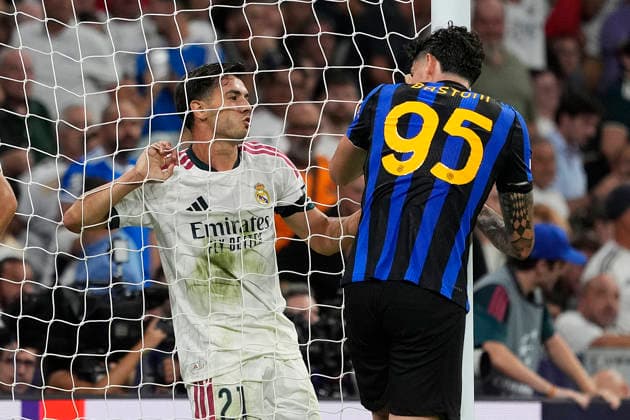 Real Madrid CF s Brahim Diaz (l) and Football Club Internazionale Milano s Alessandro Bastoni during Champions League 2026 2027, League phase, Matchday 1 match. September 8, 2026 (20260909336)