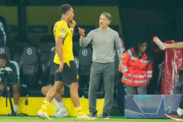 Felix Nmecha (Borussia Dortmund) und Trainer Niko Kovac (Borussia Dortmund) talk together during the UEFA Champions League 2026 2027 match between Borussia Dortmund and Villarreal at BVB Stadion Dortmund on September 8, 2026 in Dortmund, Germany. (Photo by Alex Gottschalk DeFodi Images) -