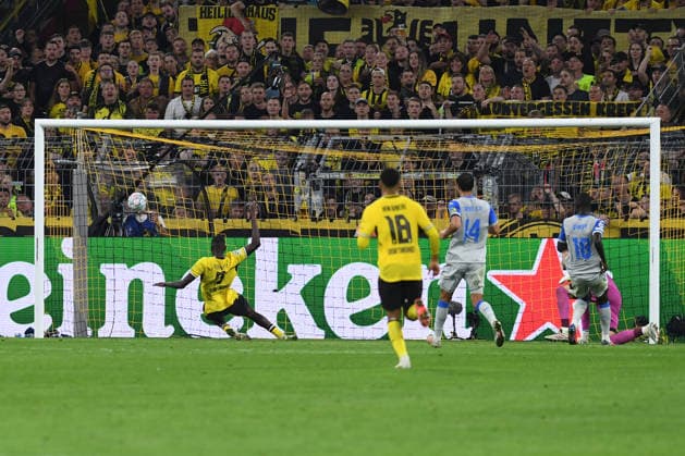 Serhou Guirassy (Borussia Dortmund) Tor zum 2:1 waehrend des Spiels der UEFA Champions League 2026 2027 zwischen Borussia Dortmund und Villarreal CF, BVB Stadion am 08. September 2026 in Dortmund, Deutschland. (Foto von Ralf Treese DeFodi Images) +++ Serhou Guirassy (Borussia Dortmund) scores his team™s second goal during the UEFA Champions League 2026 2027 match between Borussia Dortmund and Villarreal at BVB Stadion Dortmund on September 8, 2026 in Dortmund, Germany. (Photo by Ralf Treese DeFodi Images) -