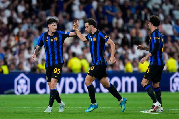 ESP: Real Madrid - Inter Milan. UEFA Champions League. Matchday 1 Carlos Augusto of Inter Milan celebrates after scoring the 2-1 during the UEFA Champions League match, matchday 1, between Real Madrid and FC Inter de Milan played at Santiago Bernabeu Stadium on 8 Sep, 2026 in Madrid, Spain. kpng Copyright: xCesarxCebollax xPRESSINPHOTOx PS_2627_UCL_RMA_INT_120