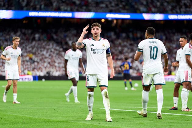 Federico Valverde of Real Madrid CF celebrating his goal with his teammates during the UEFA Champions League match between Real Madrid CF and FC Internazionale Milano at Bernabeu Stadium on September 8, 2026. - 08 09 2026 - Spain Madrid Madrid -  LGMx xLexPictorium LePictorium_0340237