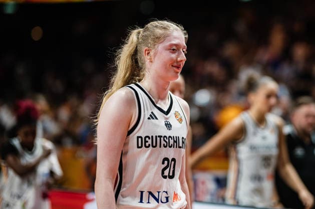 FIBA Women™s Basketball World Cup 2026: Deutschland vs. Südkorea, 08.09.2026 Frieda Bühner (Deutschland, 20) lächelt; Basketball, FIBA Women™s Basketball World Cup 2026, Final Phase, Qualifikation fürs Viertelfinale: Deutschland vs. Südkorea am 08.09.2026 in der Uber Arena, Berlin Copyright: xBEAUTIFULxSPORTS Tonhäuserx