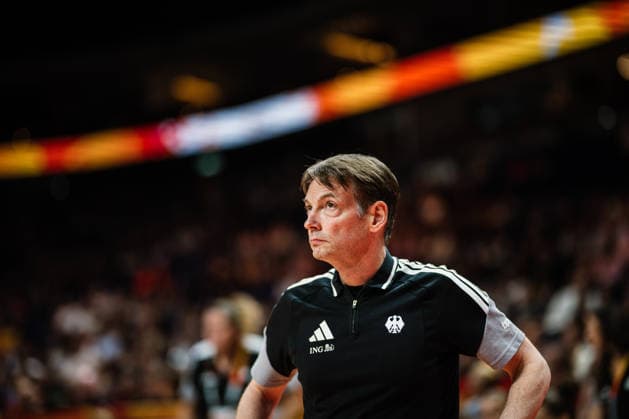 FIBA Women™s Basketball World Cup 2026: Deutschland vs. Südkorea, 08.09.2026 Olaf Lange (Trainer Deutschland); Basketball, FIBA Women™s Basketball World Cup 2026, Final Phase, Qualifikation fürs Viertelfinale: Deutschland vs. Südkorea am 08.09.2026 in der Uber Arena, Berlin Copyright: xBEAUTIFULxSPORTS Tonhäuserx