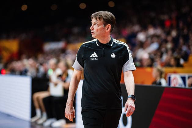 FIBA Women™s Basketball World Cup 2026: Deutschland vs. Südkorea, 08.09.2026 Olaf Lange (Trainer Deutschland); Basketball, FIBA Women™s Basketball World Cup 2026, Final Phase, Qualifikation fürs Viertelfinale: Deutschland vs. Südkorea am 08.09.2026 in der Uber Arena, Berlin Copyright: xBEAUTIFULxSPORTS Tonhäuserx