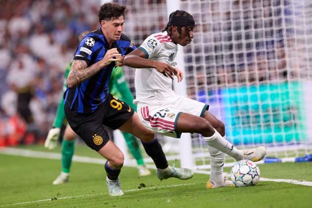 September 8, 2026, Madrid, Spain: Alessandro Bastoni (FC Internazionale Milano) and Yan Diomande (Real Madrid CF) are seen in action during the UEFA Champions League 2026 2027 match between Real Madrid CF and FC Internazionale Milano.Final score: Real Madrid CF 2-1 FC Internazionale Milano Madrid Spain - ZUMAs197 20260908_aaa_s197_264 Copyright: xFedericoxTitonex