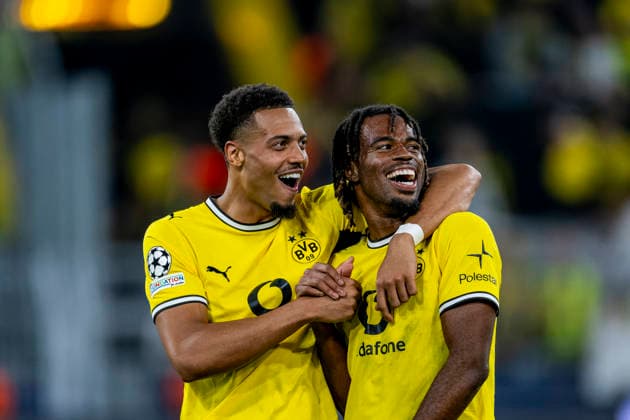 DORTMUND - Borussia Dortmund midfielder Felix Nmecha and Borussia Dortmund defender Joane Gadou during the UEFA Champions League match between Borussia Dortmund and Villarreal at BVB Stadion Dortmund on 8 September 2026 in Dortmund, Duitsland. (Photo by DeFodi Images) -