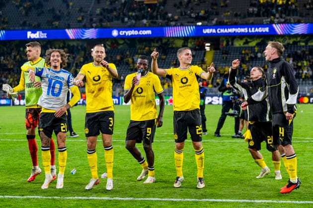 DORTMUND - (l-r) Borussia Dortmund forward Fabio Silva, Borussia Dortmund defender Waldemar Anton, Borussia Dortmund forward Serhou Guirassy, Borussia Dortmund midfielder Joey Veerman, Borussia Dortmund midfielder Marcel Sabitzer and Borussia Dortmund forward Maximilian Beier during the UEFA Champions League match between Borussia Dortmund and Villarreal at BVB Stadion Dortmund on 8 september 2026 in Dortmund, Duitsland. (Photo by DeFodi Images) -