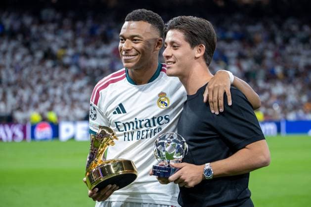 September 8, 2026, Madrid, Spain: Kylian Mbappo and Arda GoÂ¼ler (Real Madrid) pose with individual UEFA trophies before the 2026 2027 UEFA Champions League match between Real Madrid and Inter Milan..Final score: Real Madrid 2-1 Inter Milan Madrid Spain - ZUMAs197 20260908_aaa_s197_308 Copyright: xDavidxCanalesx