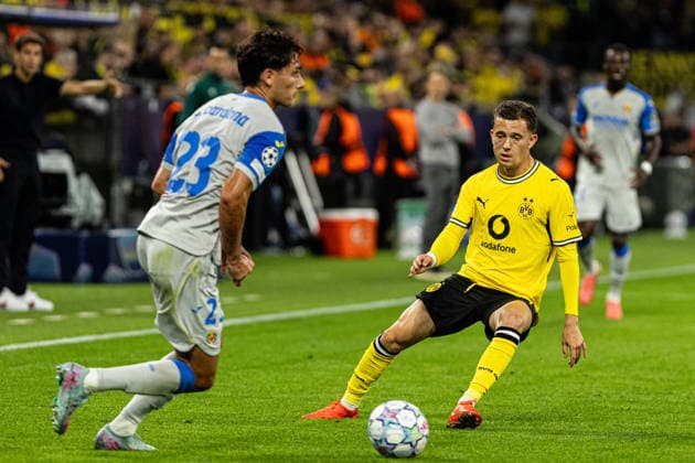 UEFA Champions League: Borussia Dortmund - Villarreal CF; 08.09.2026 Sergi Cardona (Villarreal CF, 23), Konstantinos Karetsas (Borussia Dortmund, 19) UEFA Champions League Auftakt: Borussia Dortmund - Villarreal CF; BVB Stadion Dortmund, Dortmund; 08.09.2026 Copyright: xBEAUTIFULxSPORTS Buriakovx