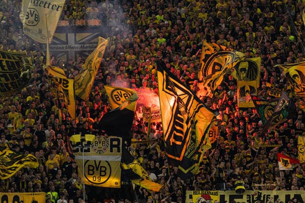 UEFA Champions League: Borussia Dortmund - Villarreal CF; 08.09.2026 Fans von Borussia Dortmund mit der Pyrotechnik. UEFA Champions League Auftakt: Borussia Dortmund - Villarreal CF; BVB Stadion Dortmund, Dortmund; 08.09.2026 Copyright: xBEAUTIFULxSPORTS Buriakovx
