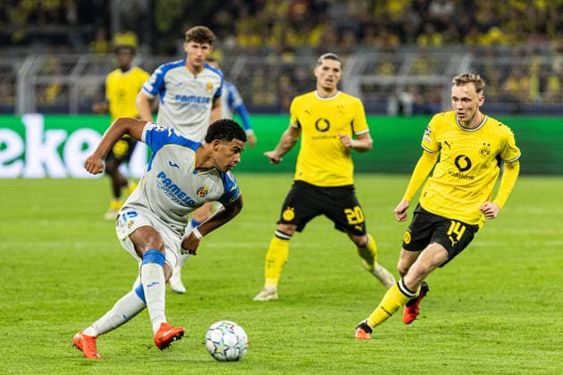 UEFA Champions League: Borussia Dortmund - Villarreal CF; 08.09.2026 Santiago Mourino (Villarreal CF, 15), Maximilian Beier (Borussia Dortmund, 14) UEFA Champions League Auftakt: Borussia Dortmund - Villarreal CF; BVB Stadion Dortmund, Dortmund; 08.09.2026 Copyright: xBEAUTIFULxSPORTS Buriakovx