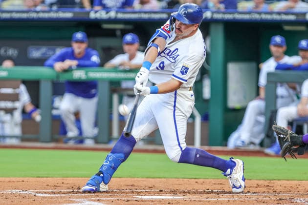 SEP 8, 2026: Kansas City Royals first baseman Vinnie Pasquantino (9) at bat in the 1st inning against the Diamondbacks at Kauffman Stadium Kansas City, MO. CSM Kansas City United States - ZUMAc04_ 20260908_zma_c04_005 Copyright: xRomanxPunox
