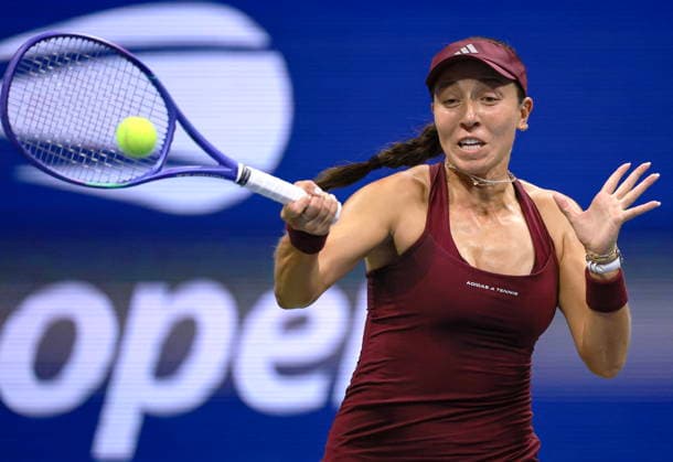 US Open tennis tournament - Day 10 Jessica Pegula of the USA in action against Emma Navarro of the USA during their Women s Singles Quarterfinals match of the US Open Tennis Championships at the USTA Billie Jean King National Tennis Center in Flushing Meadows, New York, USA, 08 September 2026. FLUSHING MEADOWS NEW YORK United States  Copyright: xCRISTOBALxHERRERA-ULASHKEVICHx