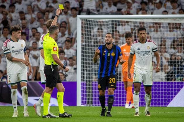 UEFA Champions League 2026 2027 - Real Madrid vs. Inter Milan in Madrid, Spain - 8 Sep 2026 Hakan Çalhano?lu (Inter de Milan) in action during the 2026 2027 UEFA Champions League match between Real Madrid and Inter Milan. Madrid Spain Copyright: xDavidxCanalesx xSOPAxImagesx David-Canales-1447939