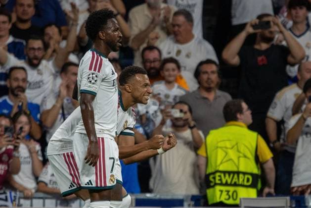 UEFA Champions League 2026 2027 - Real Madrid vs. Inter Milan in Madrid, Spain - 8 Sep 2026 Kylian Mbappé and Vinícius Jr. (Real Madrid) celebrate a goal during the 2026 2027 UEFA Champions League match between Real Madrid and Inter Milan. Madrid Spain Copyright: xDavidxCanalesx xSOPAxImagesx David-Canales-1447946