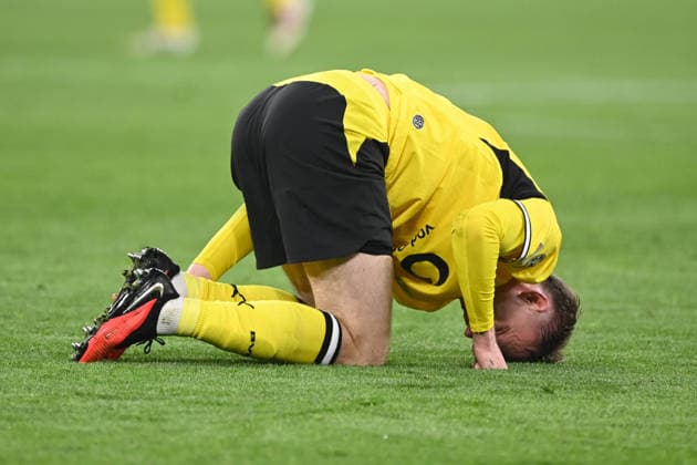 Maximilian BEIER (DO) Verletzung, verletzt, Schmerzen, Borussia Dortmund (DO) - FC Villarreal 3-2 Fussball UEFA Champions League Gruppenphase 1. Spieltag, matchday1, am 08.09.2026 in Dortmund Deutschland. UEFA regulations prohibit any use of photographs as image sequences and or quasi-video Â