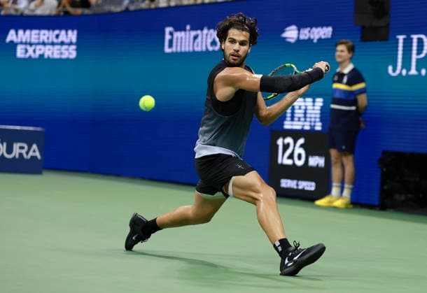 US Open tennis tournament - Day 10 Carlos Alcaraz of Spain in action against Ben Shelton of the USA during their Men s Singles Quarterfinals match of the US Open Tennis Championships at the USTA Billie Jean King National Tennis Center in Flushing Meadows, New York, USA, 08 September 2026. FLUSHING MEADOWS NEW YORK United States  Copyright: xCRISTOBALxHERRERA-ULASHKEVICHx