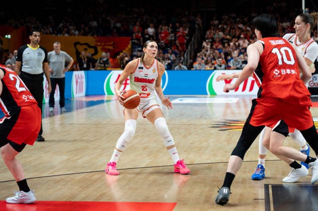 Hungary V Japan: Qualification To Quarter-Finals - FIBA Women s Basketball World Cup Germany 2026 Reka Lelik plays during the FIBA Women s Basketball World Cup 2026 qualification match between Hungary and Japan in Berlin, Germany, on September 8, 2026. Berlin Germany  Copyright: xMarcinxGolbax originalFilename:golba-hungaryv260908_npdYA.jpg