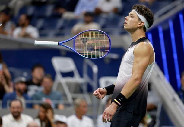 US Open tennis tournament - Day 10 epaselect Ben Shelton of the USA reacts while in action against Carlos Alcaraz of Spain during their Men s Singles Quarterfinals match of the US Open Tennis Championships at the USTA Billie Jean King National Tennis Center in Flushing Meadows, New York, USA, 08 September 2026. FLUSHING MEADOWS NEW YORK United States  Copyright: xCRISTOBALxHERRERA-ULASHKEVICHx