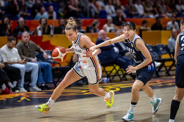 Basketball Berlin 08.09.2026 FIBA Women™s Basketball World Cup Germany 2026 Viertelfinal Qualifikation Deutschland (GER) - Südkorea (KOR) Leonie Fiebich (Deutschland, No.13) Yoolim Kang (Korea, No.10)