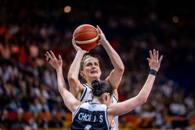 Basketball Berlin 08.09.2026 FIBA Women™s Basketball World Cup Germany 2026 Viertelfinal Qualifikation Deutschland (GER) - Südkorea (KOR) Leonie Fiebich (Deutschland, No.13) Isaem Choi (Korea, No.06)