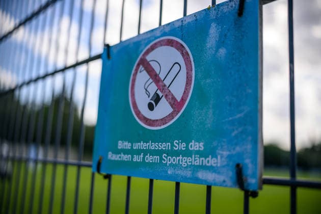 08.09.2026 - Fussball - 2. Bundesliga - Saison 2026 2027 - SpVgg Greuther Fürth Fuerth ( Kleeblatt ) - Training - - xwoxzix - Impression - - Schild Tafel - Racuverbot auf Trainingsgelände *** September 8, 2026 Soccer 2. Bundesliga 2026–2027 Season SpVgg Greuther Fürth Fürth Kleeblatt Training xwoxzix Impression Sign Board Ban on Racing Cars on Training Grounds