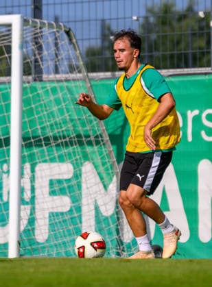 08.09.2026 - Fussball - 2. Bundesliga - Saison 2026 2027 - SpVgg Greuther Fürth Fuerth ( Kleeblatt ) - Training - - xwoxzix - Olgherto Balliu (45, SpVgg Greuther Fürth ) *** September 8, 2026 Soccer 2. Bundesliga 2026–2027 Season SpVgg Greuther Fürth Fürth Kleeblatt Practice xwoxzix Olgherto Balliu 45, SpVgg Greuther Fürth