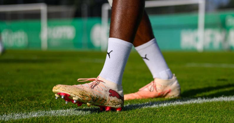 08.09.2026 - Fussball - 2. Bundesliga - Saison 2026 2027 - SpVgg Greuther Fürth Fuerth ( Kleeblatt ) - Training - - xwoxzix - Impression - Schuh Fussballschuh - Socken - PUMA *** September 8, 2026 Soccer 2. Bundesliga 2026–2027 Season SpVgg Greuther Fürth Fürth Kleeblatt Training xwoxzix Impression Shoe Soccer Shoe Socks PUMA