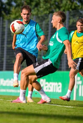 08.09.2026 - Fussball - 2. Bundesliga - Saison 2026 2027 - SpVgg Greuther Fürth Fuerth ( Kleeblatt ) - Training - - xwoxzix - Olgherto Balliu (45, SpVgg Greuther Fürth ) Jakob Krautkrämer (48, SpVgg Greuther Fürth , rechts ) *** September 8, 2026 Soccer 2. Bundesliga 2026–2027 Season SpVgg Greuther Fürth (Fuerth Kleeblatt) Training xwoxzix Olgherto Balliu 45, SpVgg Greuther Fürth Jakob Krautkrämer 48, SpVgg Greuther Fürth, right