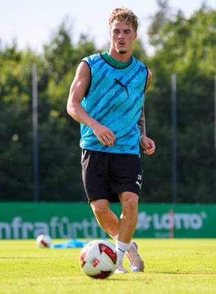 08.09.2026 - Fussball - 2. Bundesliga - Saison 2026 2027 - SpVgg Greuther Fürth Fuerth ( Kleeblatt ) - Training - - xwoxzix - Loris Giandomenico (20, SpVgg Greuther Fürth ) *** September 8, 2026 Soccer 2. Bundesliga 2026–2027 Season SpVgg Greuther Fürth Fürth Kleeblatt Training xwoxzix Loris Giandomenico, 20, SpVgg Greuther Fürth