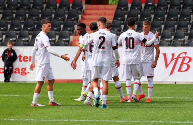 09.09.2026, Stuttgart, Fußball Champions League, Saison 2026 2027, VfB Stuttgart U19 vs. Viking U19, Jubel nach dem 1:0 Tor, Torschütze Enis Redzepi (VfB)