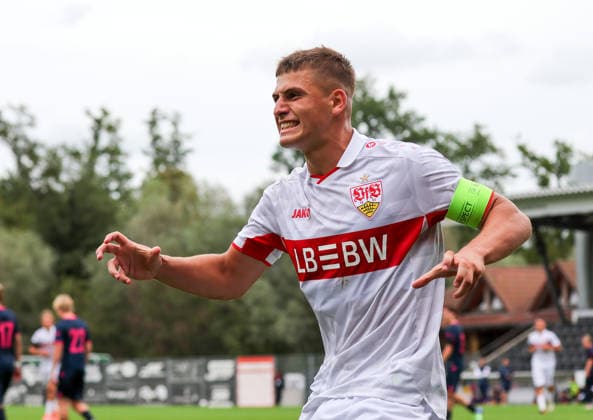 09.09.2026, Stuttgart, Fußball Champions League, Saison 2026 2027, VfB Stuttgart U19 vs. Viking U19, Jubel nach dem 3:0 Tor, Torschütze Enis Redzepi (VfB)