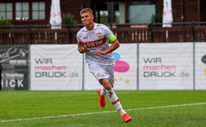 09.09.2026, Stuttgart, Fußball Champions League, Saison 2026 2027, VfB Stuttgart U19 vs. Viking U19, Jubel nach dem 3:0 Tor, Torschütze Enis Redzepi (VfB)