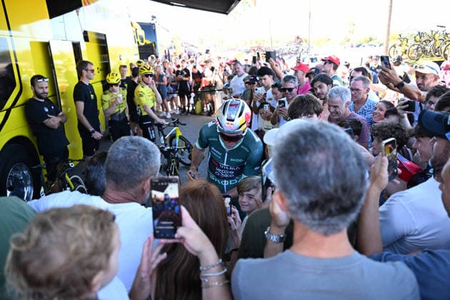 09-09-2026 Vuelta A Espana; Tappa 17 Dos Hermanas - Sevilla; 2026, Visma - Lease A Bike; Van Aert, Wout; Dos Hermanas; 