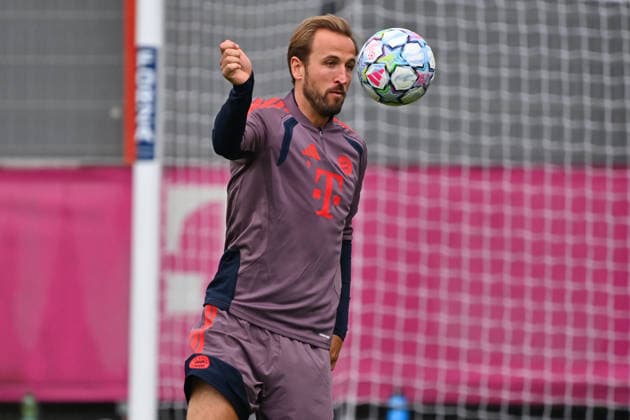 Harry KANE (Bayern Muenchen) am Ball, Aktion,Einzelbild,angeschnittenes Einzelmotiv,Halbfigur,halbe Figur. Abschlusstraining. Fussball Champions League,Saison 2026 27, Ligaphase FC Bayern Muenchen -Bodoe Glimt am 09.09.2026.