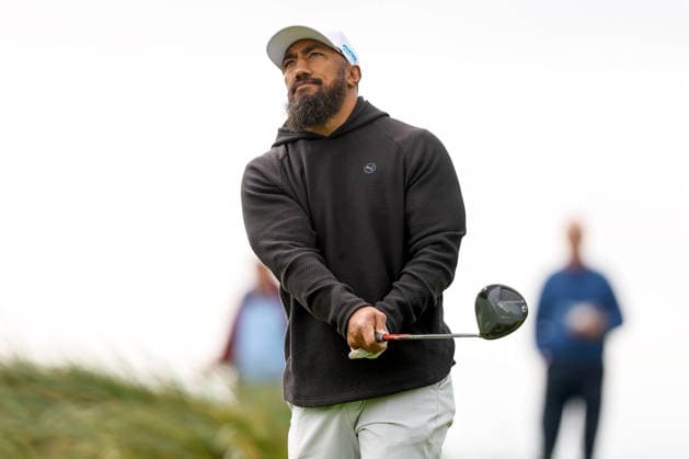 2026 Amgen Irish Open - Pro-Am, Trump International Golf Links, Doonbeg 9 9 2026 Connacht™s Bundee Aki watches his shot after teeing off the second Bundee Aki watches his shot after teeing off the second 9 9 2026  Copyright: xx BB3_6551